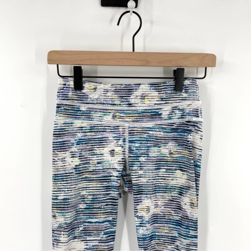 Lululemon Blurry Belle Stripe True Self Crop Leggings - Preloved - Picture 8 of 8